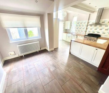 3 bedroom bungalow to rent - Photo 2