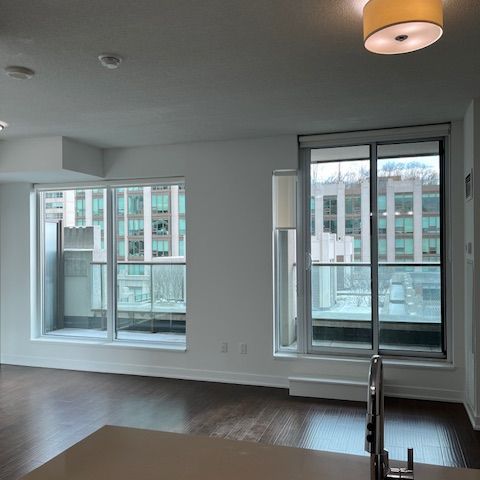 For Lease - 320 Tweedsmuir Avenue Unit# 504, Toronto, Ontario - Photo 1