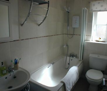 3 bedroom property to rent - Photo 4