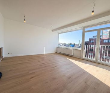 Appartement te huur in Kortrijk - Foto 2