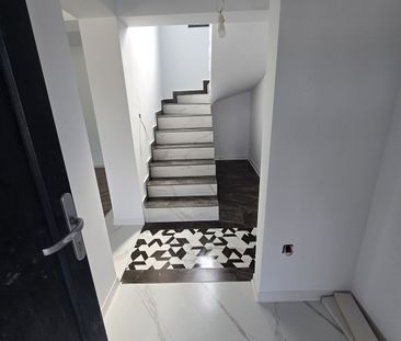 Duplex modern 193mp | curte proprie 329mp | 5 cam. | toate utilitățile - Photo 3