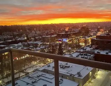 Cozy Furnished Condo near 17th Ave With Mountains Views & Amazing Patio | 1304 - 1500 7 St SW, Calgary - Photo 1