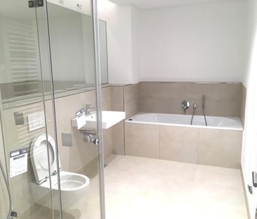 Exklusive Wohnung mit Skylineblick im Europaviertel! - Photo 4