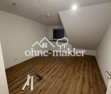 2 Zimmer DG Wohnung mit super Anbindungen! - Photo 3