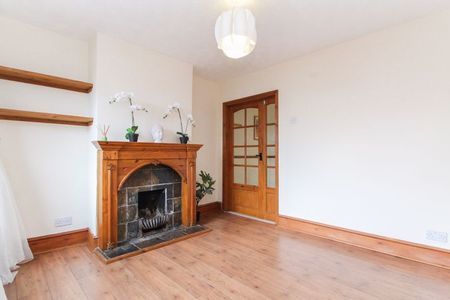 High Road, Cotton End, Bedford - Photo 2