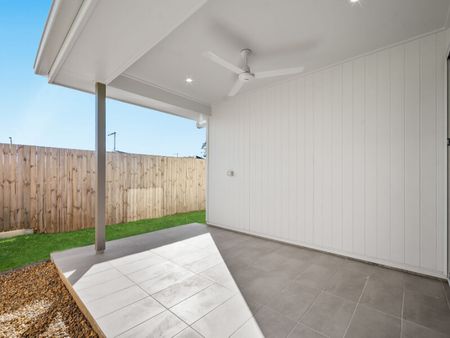 Home in Pebble Creek Estate - Photo 4