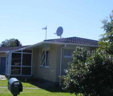 TWO BEDROOMS - WAIKANAE - Photo 2