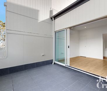 23 Yellowstone Street, South Morang - Photo 6