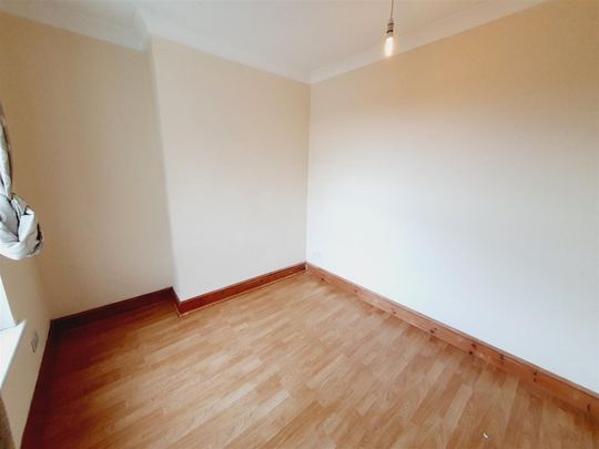 2 Bedroom Flat to Rent in Mill Road, Kettering, Northants, NN16 - Photo 1