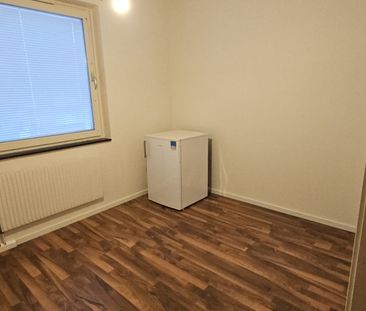 Stavangergatan, Kista - Photo 2