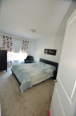 For Lease - 257 Finsbury Avenue, Stittsville - Munster - Richmond, Ontario - Photo 1