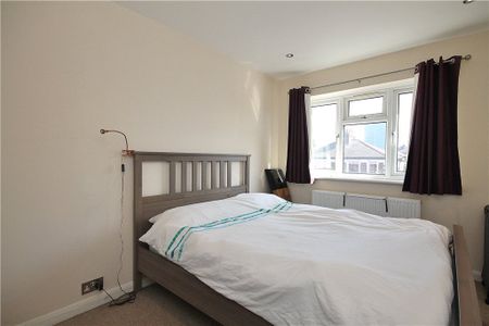 Cambridge Road North, London, W4 4AA - Photo 5