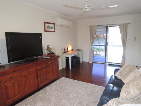 29 Caroline Street, Aitkenvale QLD 4814 - House For Rent | Domain - Photo 4