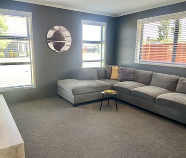 Rolleston, 3 bedrooms - Photo 2