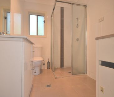 Near New 2 Bedroom Granny Flat! - Photo 4