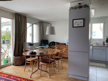 APPARTEMENT DE 2 PIÈCES À STEIN (AG), MEUBLÉ, TEMPORAIRE - Photo 3