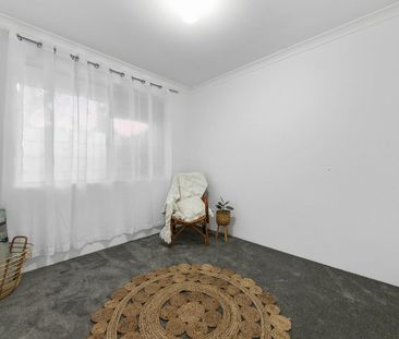 Spacious, Stylish and Seamlessly Connected - Photo 5