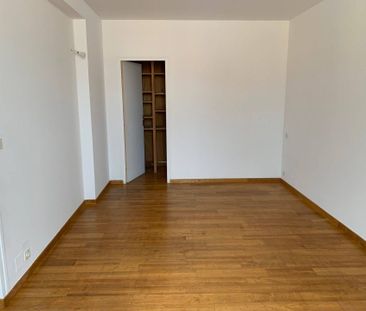 Location appartement 1 pièce 42 m² à Aubenas (07200) - Photo 5