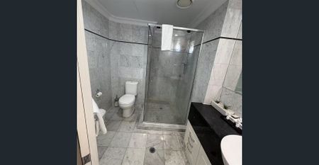 Two-Bedroom Apartment located in the heart of Brisbane CBD - Photo 2