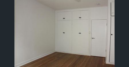 2 Bedroom Townhouse - Short Walk To The Beach - Photo 5