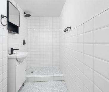7829A Av. Stuart - Photo 3