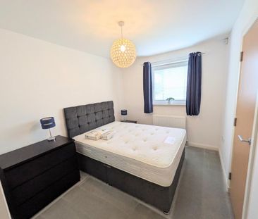 2 bedroom flat to rent - Photo 3