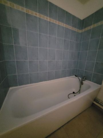 Location Appartement 3 pièces 62m² CAUDRY 59540 - Photo 5