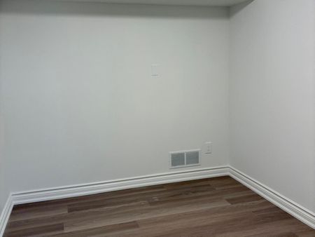 For Lease - 30 The Promenade N/A Unit# Basement, Niagara-on-the-Lake, Ontario - Photo 4