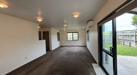 Townhouse in the Valley - Photo 4