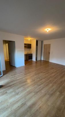 Location Appartement 2 pièces 48m² MERIGNAC 33700 - Photo 1