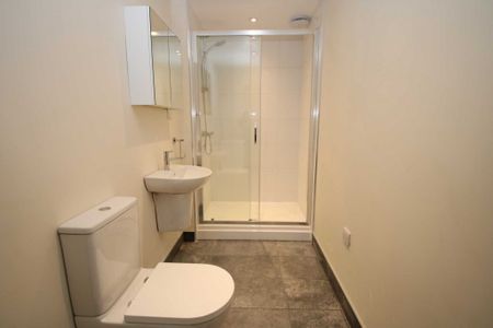 1 bed Flat for rent - Photo 5