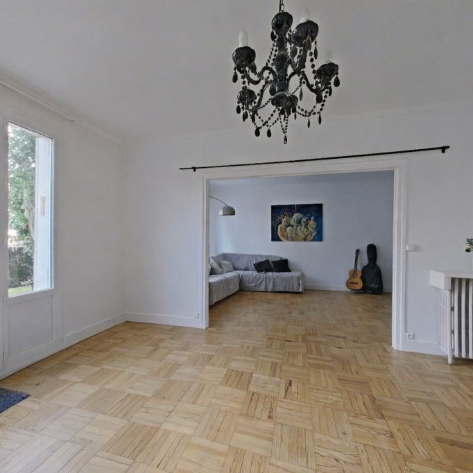 Location Appartement 4 pièces 80m² SURESNES 92150 - Photo 1