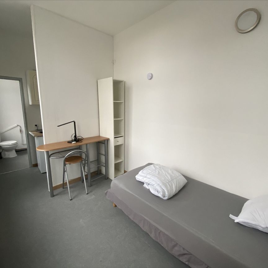 Location Appartement 1 pièce 14m² - Photo 1