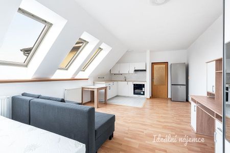 Pronájem bytu 1+kk 38 m² - Photo 4
