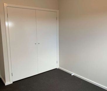 Beautiful Family Home - Photo 5