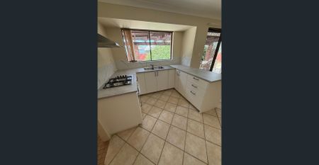 Charming Family Home - Photo 5