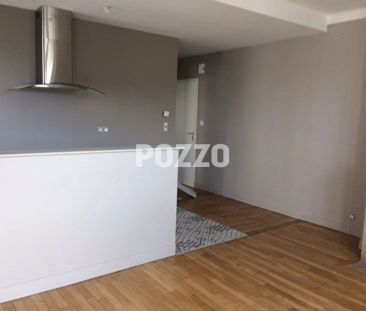 A LOUER APPARTEMENT F2 CENTRE VILLE DE VIRE (14) - Photo 1