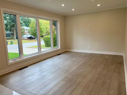 For Lease - 145 Earlton Road Unit# Main, Toronto, Ontario - Photo 1