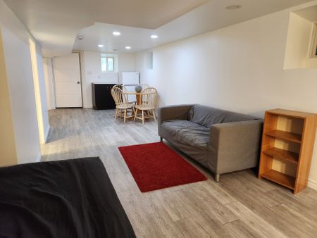 For Lease - 230 Rushton Road, Toronto, Ontario - Photo 2