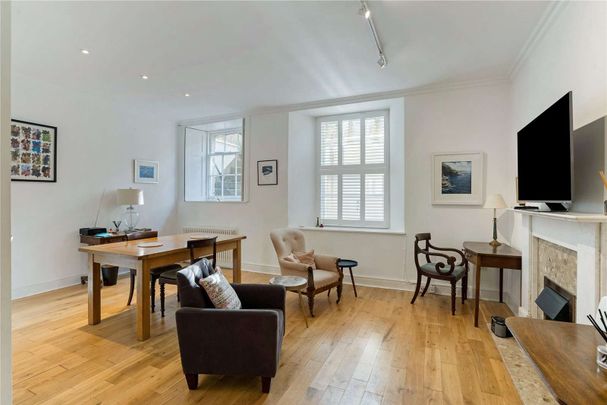 Luxury Two-Bedroom Apartment | Clifton Village | Exceptional Finish & Prime Location. - Photo 1