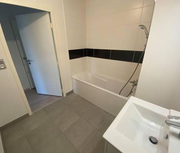 Location Appartement 3 pièces 71m² THOUARE SUR LOIRE 44470 - Photo 5