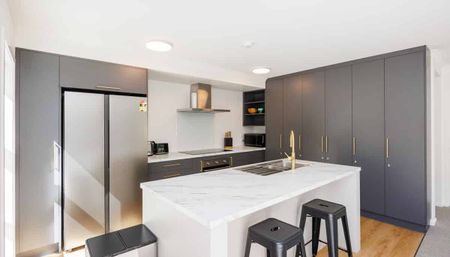 Boarding House - Room 4 & 6 Private room + Ensuite! - Photo 2