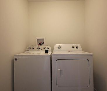 536 lilith street - Photo 6