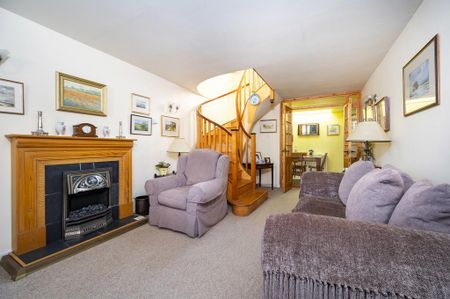 3 bedroom terraced house to rent - Photo 3