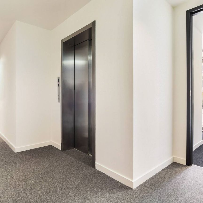 Appartement te huur: Laan van Nieuw-Oost-Indië 14-D 2593 BT Den Haag - Foto 1