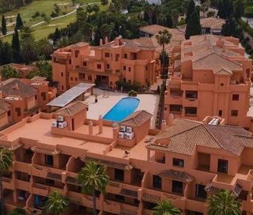 Luxury penthouse for rent in Estepona, Spain - Photo 2