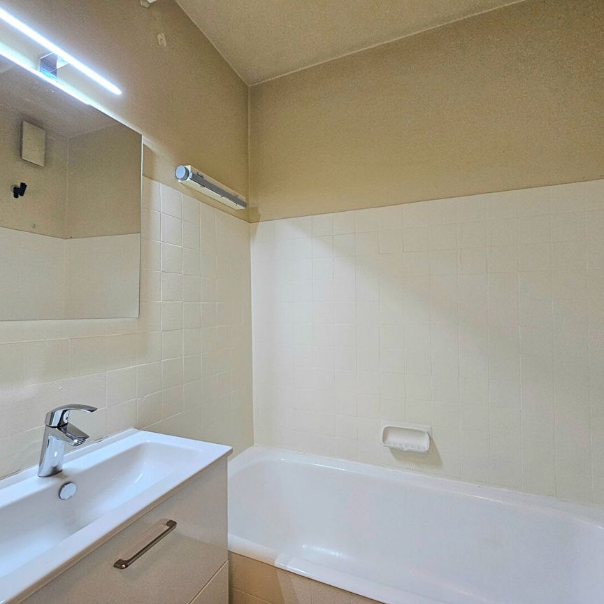 Location Appartement 1 pièce 18m² CLERMONT FERRAND 63000 - Photo 1