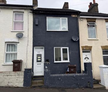 2 bedroom terraced house to rent - Photo 3