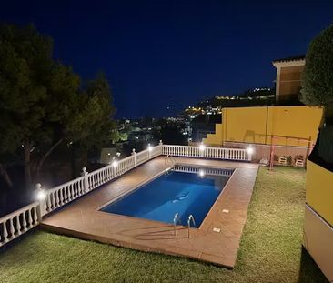Calle las Espuelas, Málaga, Andalusia 29016 - Photo 2