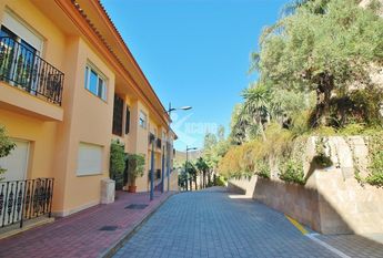 Luxury 2 bedrooms Penthouse Duplex for rent in Nueva Andalucia